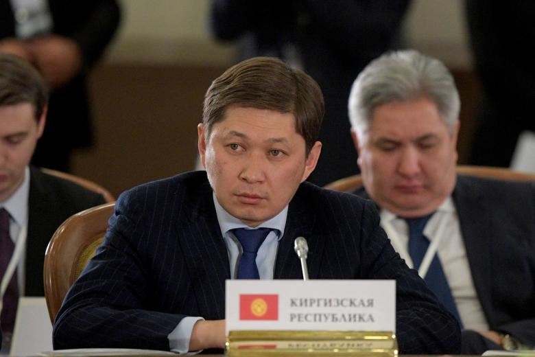 Сапар Исаков