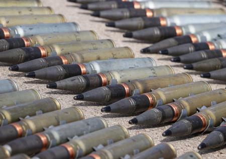 SHOT: житель Новой Таволжанки спрятал в огороде гранатомет и снаряды
