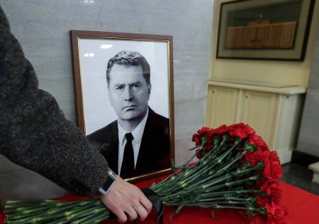 Графолог оценила личность Жириновского по его почерку