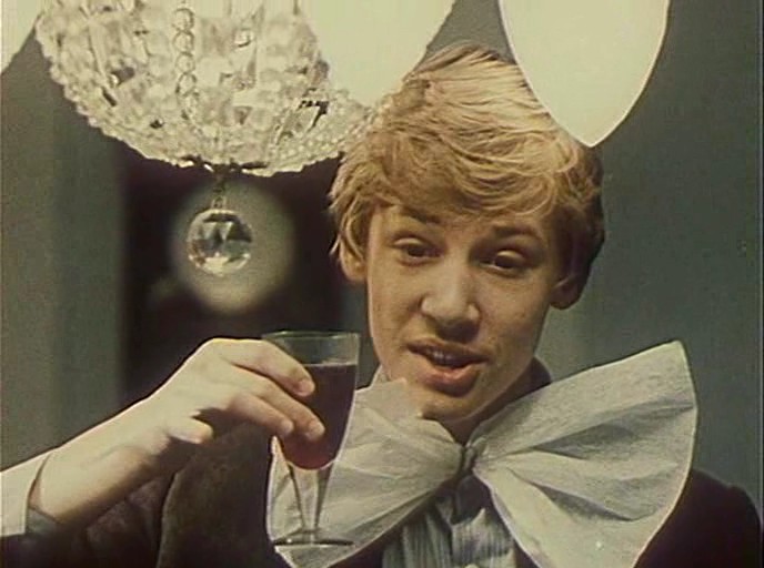 «Фотографии на стене» (1978)