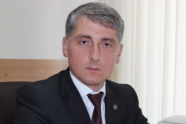 Эдуард Харунжен