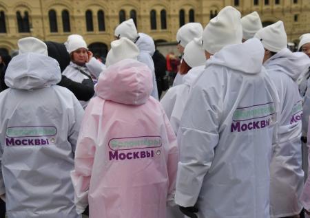 «Известия»: в России уменьшилось число волонтеров в больницах и детдомах