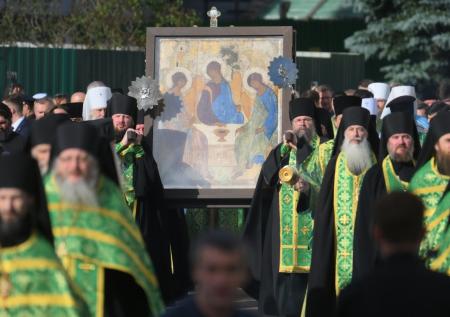 Икона «Троица» заняла свое историческое место