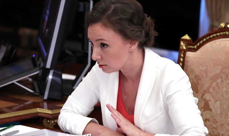 Уполномоченный по правам ребёнка Анна Кузнецова