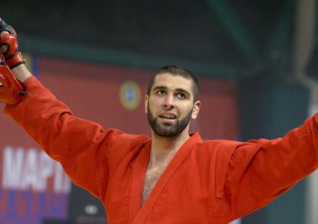Магомедов: продолжу карьеру в MMA