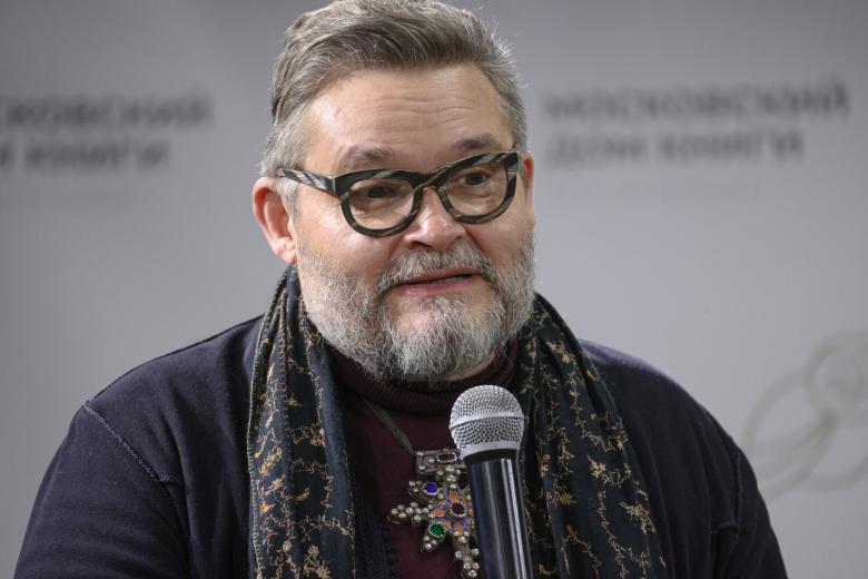 Александр Васильев