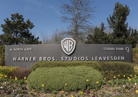 Политолог назвал плюсы запрета на показ фильмов Warner Bros. в России 