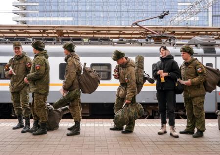 В Кремле объяснили, почему призыв срочников перенесли на 1 ноября