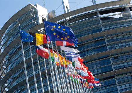 Евросоюз арестовал имущество россиян на €30 млрд