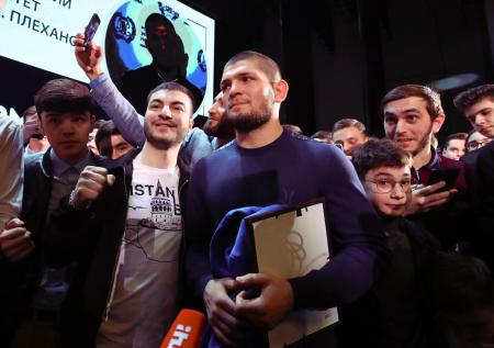 Нурмагомедов может провести следующий бой в России