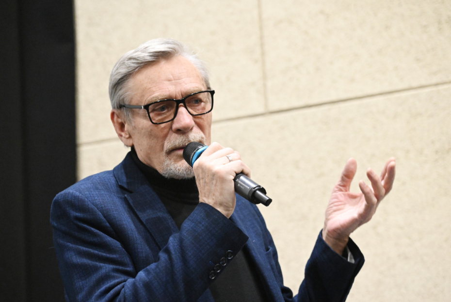 Александр Михайлов
