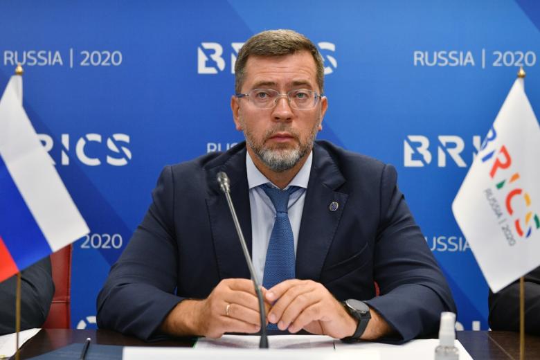 Андрей Храпов