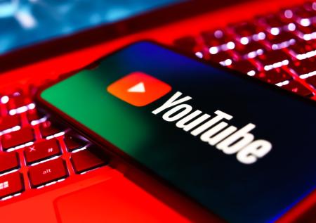 Почему YouTube не работает 17 марта: сбои, замедление трафика, долги Google