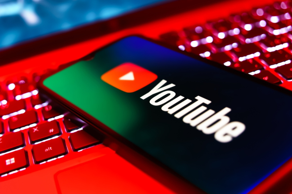 Почему YouTube не работает 17 марта: сбои, замедление трафика, долги Google