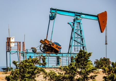 Добыча нефти на проекте «Сахалин-1» остановлена