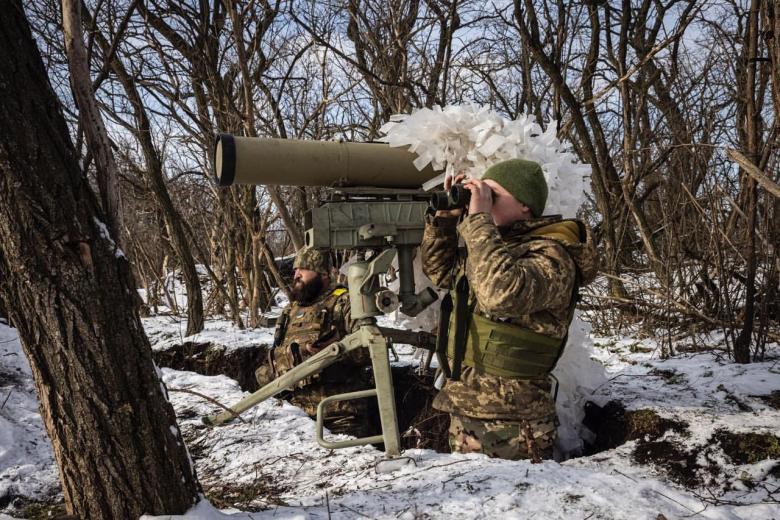 Военнослужащие Вооруженных сил Украины в зоне боевых действий