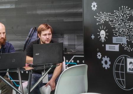 Топ-менеджеров госкомпаний предложили лишать премий 