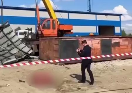 Три человека погибли при взрыве на заводе под Петербургом