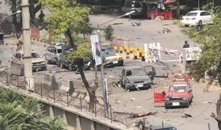 При взрыве в Кабуле погибли 10 человек