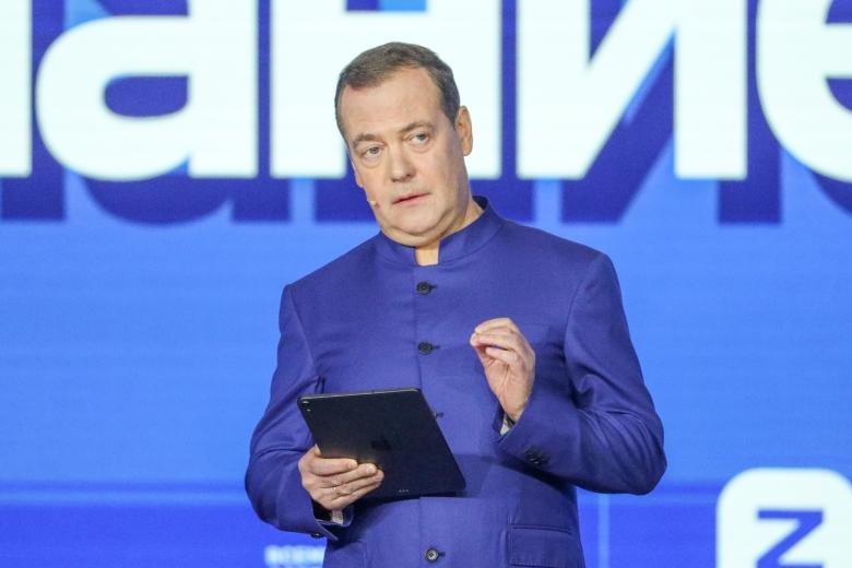 Дмитрий Медведев