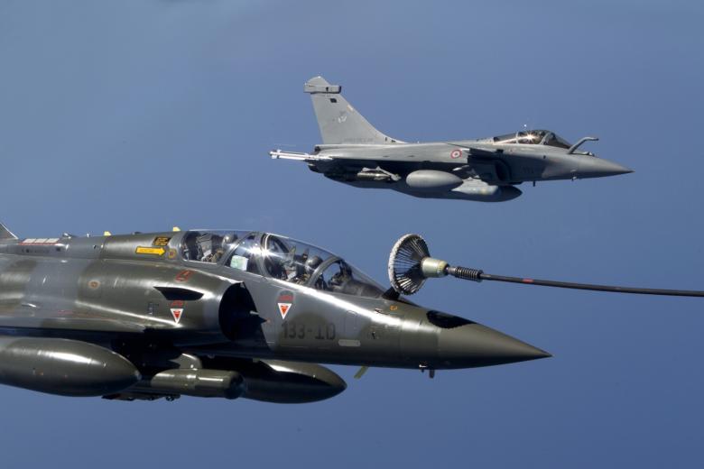 Французские истребители Mirage 2000 и Rafale