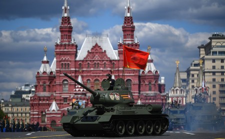 Составлен список стран, которые критикуют «Бессмертный полк» и парад Победы