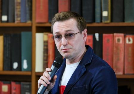 Сергей Безруков уличил своих солидных поклонников в незнании Островского