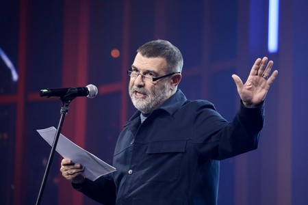 Евгений Гришковец: как прославился драматург, актер и музыкант