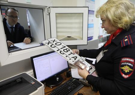 Стало известно, какие коды для госномеров на машины получат новые регионы 