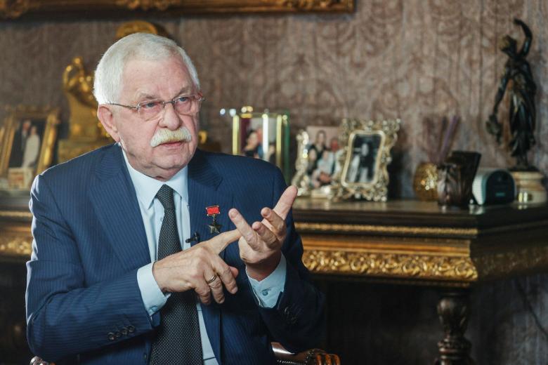 Александр Руцкой