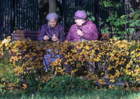 Врачи объяснили веру людей в бесполезные методы лечения