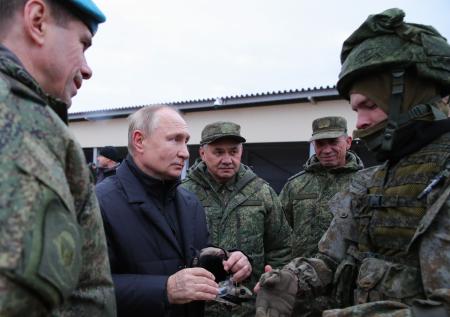 Песков рассказал о беседе Путина и Шойгу