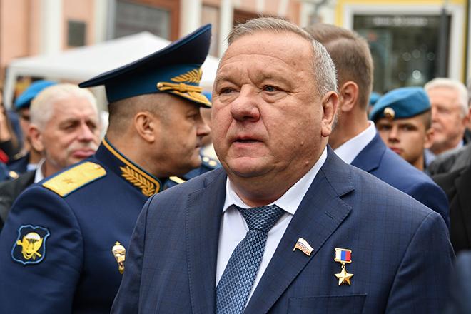 Владимир Шаманов