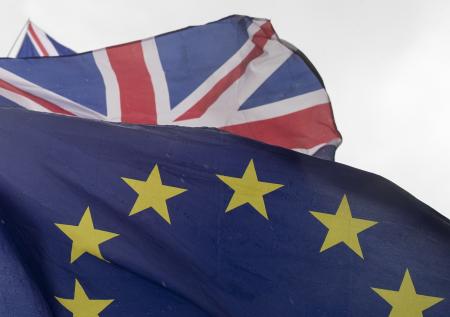 Британская Палата общин приняла поправку об отсрочке Brexit 