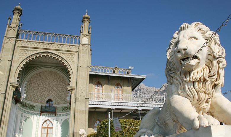 Воронцовский дворец в Алупке