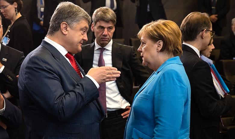 Президент Украины Пётр Порошенко и канцлер Германии Ангела Меркель