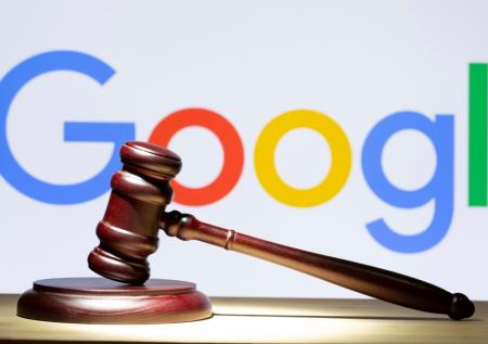 Google получил огромный штраф за запрещенный контент