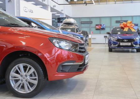 Учителям предложат льготные автокредиты в 2022 году