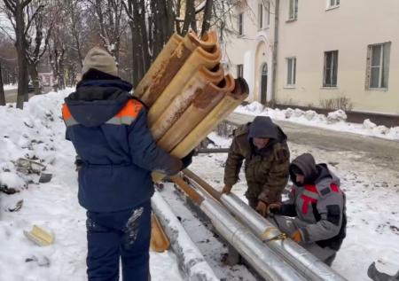 «Трубы рвутся, износ — 60%»: депутат откровенно рассказала о проблемах ЖКХ