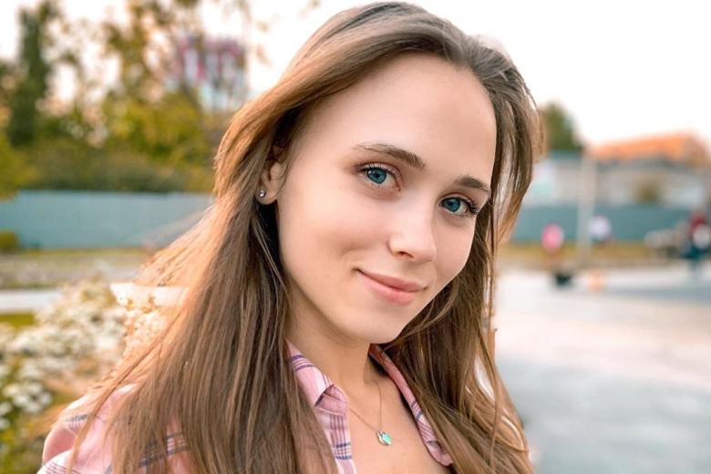 Анна Кошмал