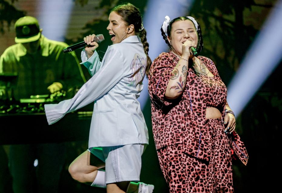 Украинский рэп-дуэт Alyona Alyona выступит на сцене открытия фестиваля Reeperbahn