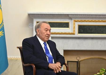 Первого президента Казахстана лишили титула елбасы