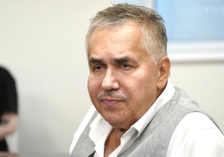 Садальский рассказал, как Русланова выбросила Ахеджакову в окно