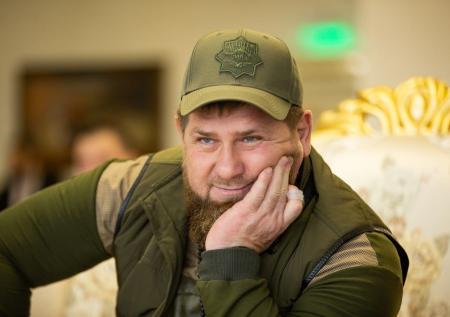 «По-дружески»: Песков высказался насчёт критики со стороны Кадырова