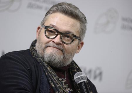 Увольнение с Первого, мнение об СВО, оскорбления мужчин: как живет Васильев