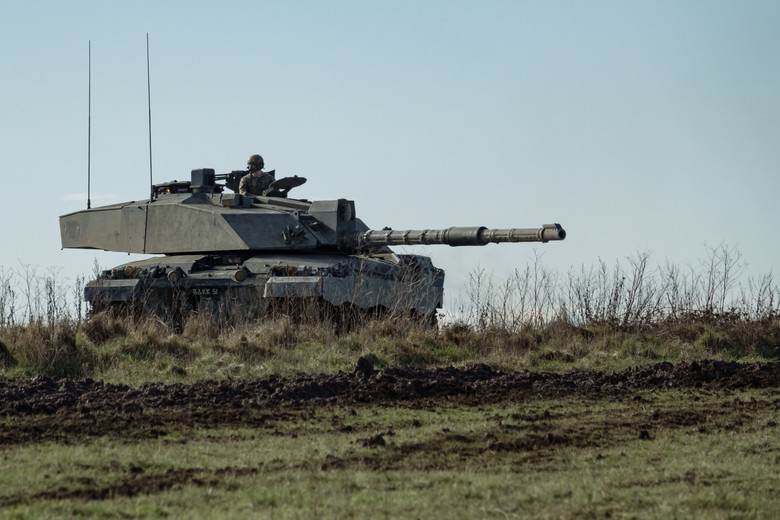Танк Challenger 2