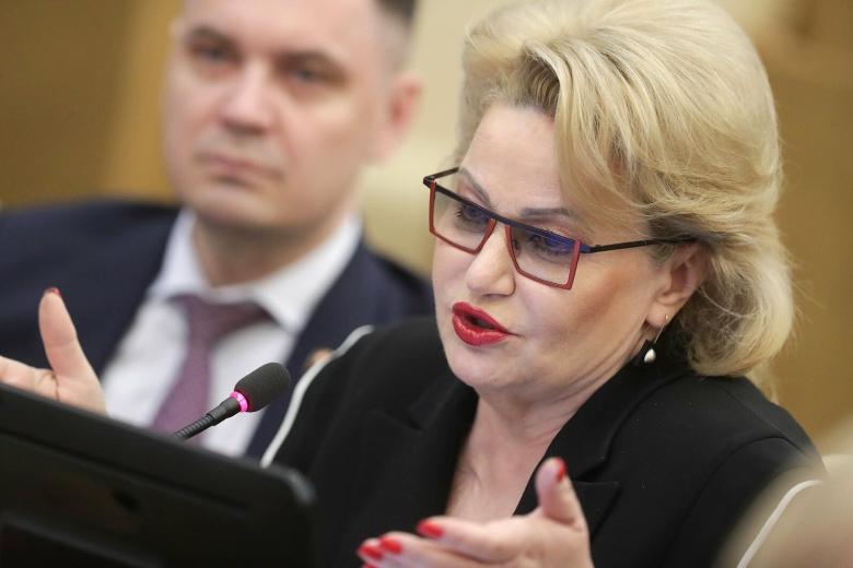 Председатель комитета по вопросам семьи, женщин и детей Нина Останина