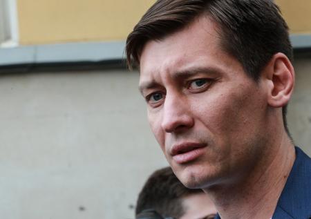 СК потребовал арестовать Гудкова за фейки о российской армии