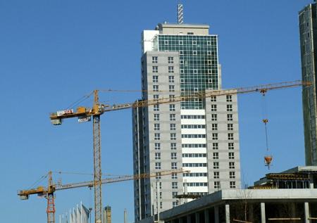 Мутко рассказал Путину, насколько выросли цены на жильё