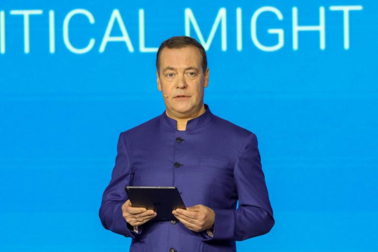 Дмитрий Медведев